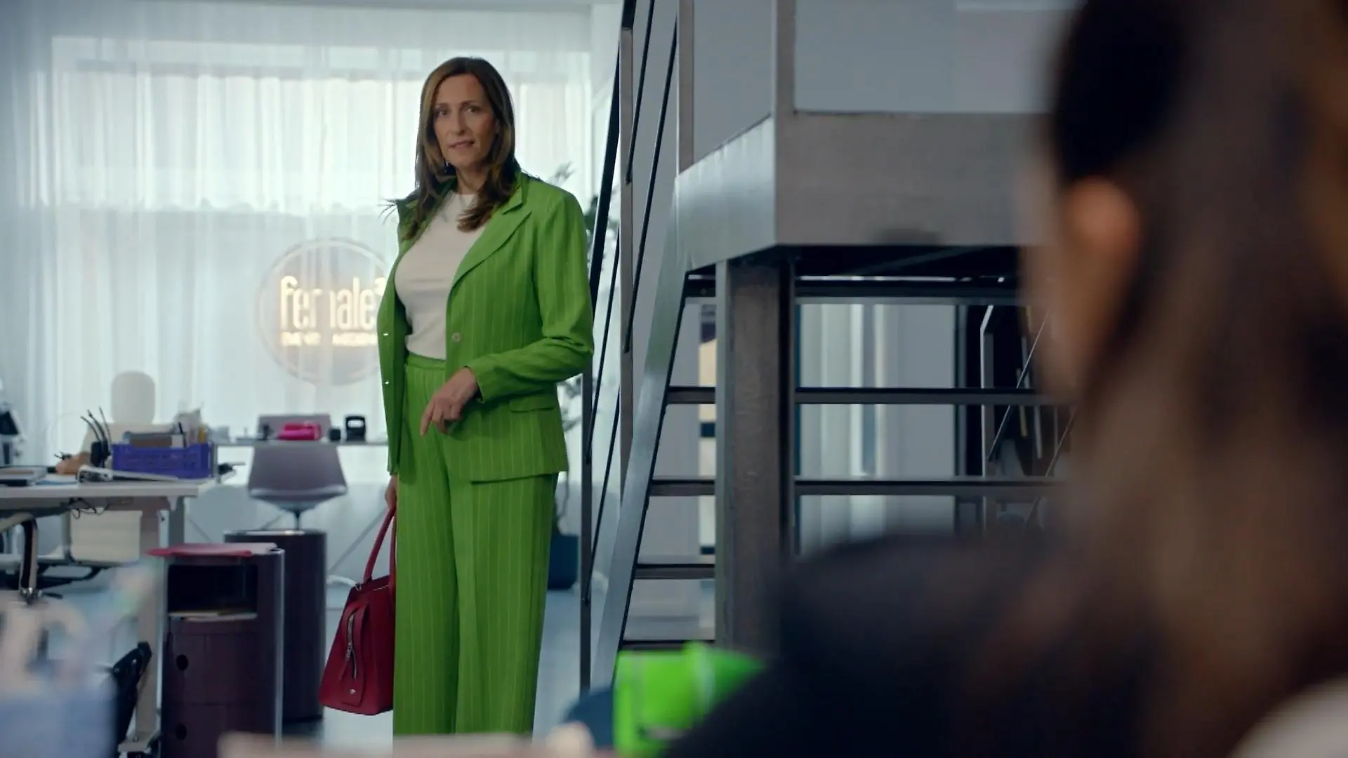 Emily ist im absoluten Gefühlschaos. Wie soll sie nur mit Katrin umgehen, wenn sie was mit ihrem Ex Tobias hat? 