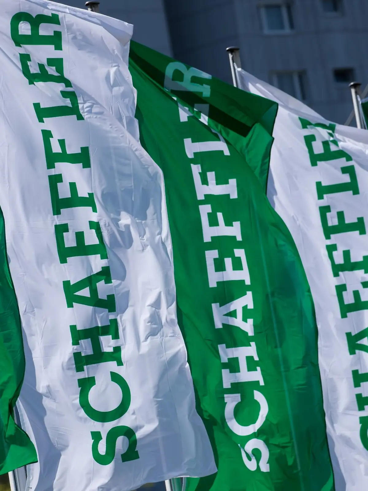 Bild zu: "Zulieferer Schaeffler kündigt Abbau von 2.800 Stellen in Deutschland an"
