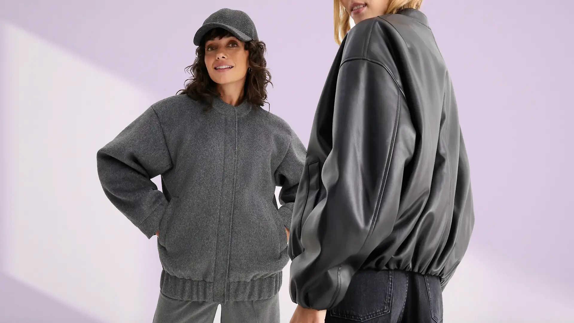 Zwei Frauen mit Blouson-Jacken.