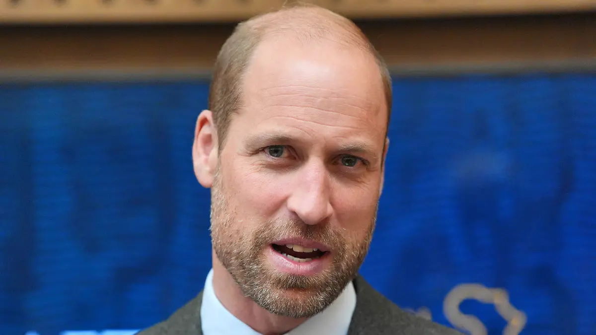 Wie Heißt Prinz William Mit Nachnamen Prinz William: Dieses Geschenk von Töchterchen Charlotte trägt er immer