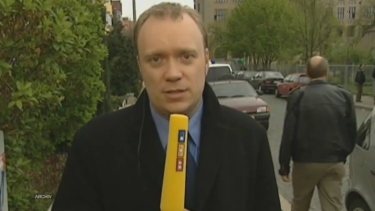 Reporter-Legende Thomas Präkelt berichtet vor 20 Jahren vom Amoklauf in Erfurt.
