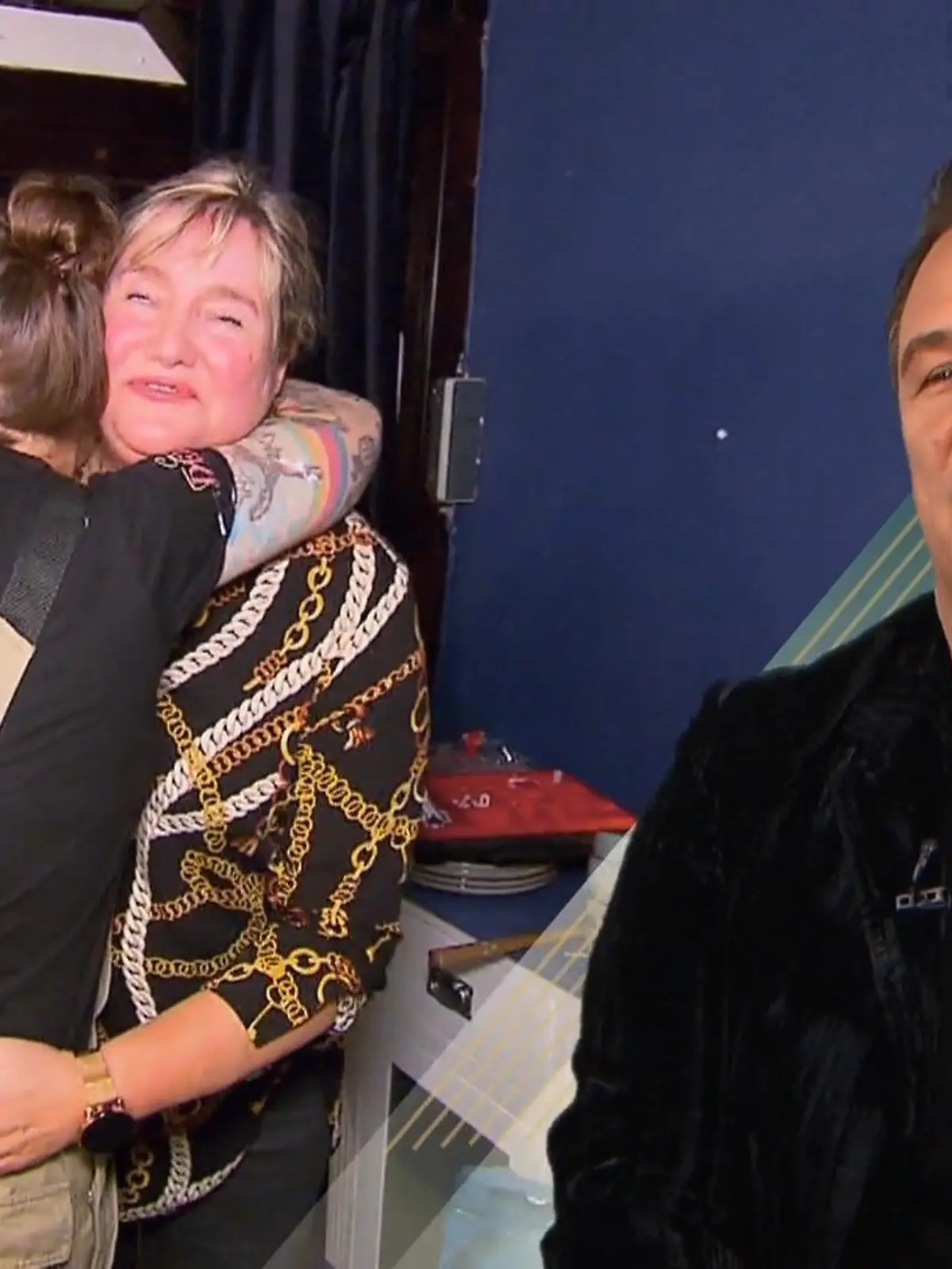 Bild zu: "Schaffen sie es, den Wintergarten rechtzeitig zu dekorieren?"