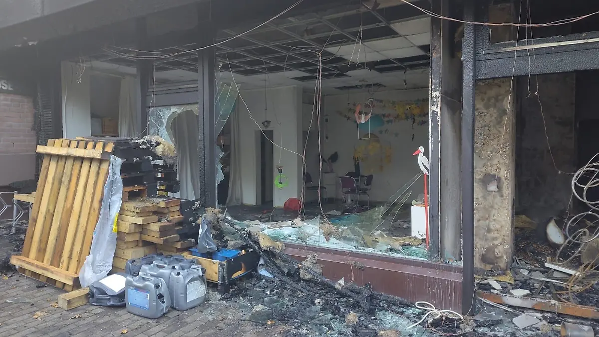 Die Hebammenpraxis in Hamburg-Volksdorf ist komplett durch den Brand zerstört.