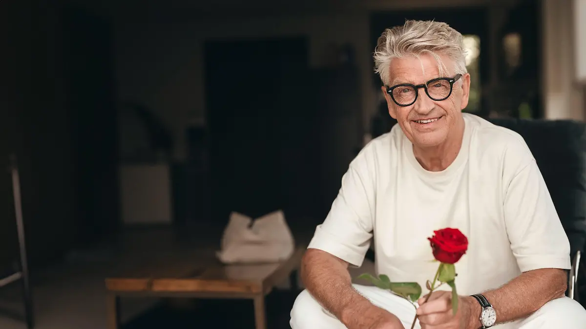 Der ‘Golden Bachelor’ Franz Stärk (73) aus Nordrhein-Westfalen begibt sich auf Kreta auf ein besonderes Liebesabenteuer für die goldenen Jahre des Lebens.