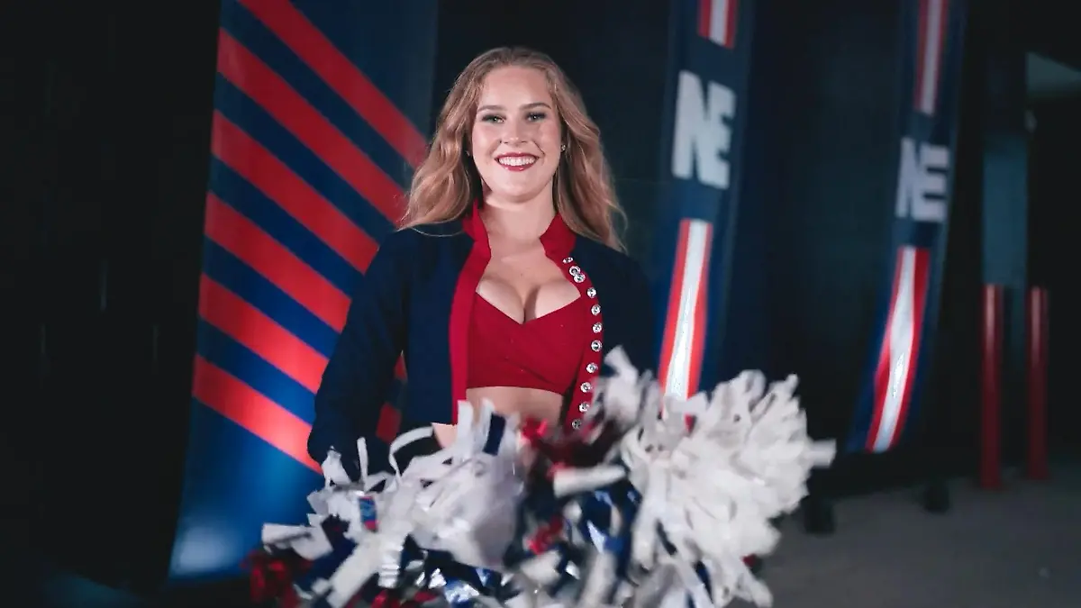 Eine Deutsche erfüllt sich ihren NFL-Traum: SO hart arbeitet Lana als