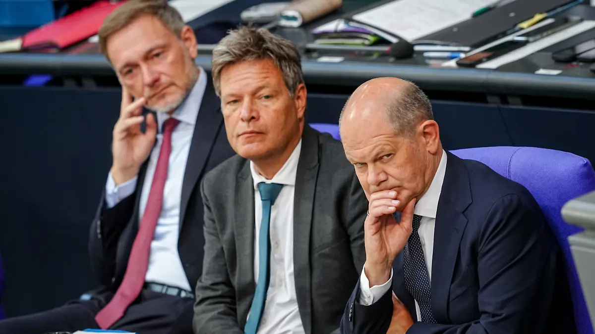 epi_223361929_DPA BF_dpa 5FB2BE00BA1DD553.jpg_Lindner, Habeck und .jpg