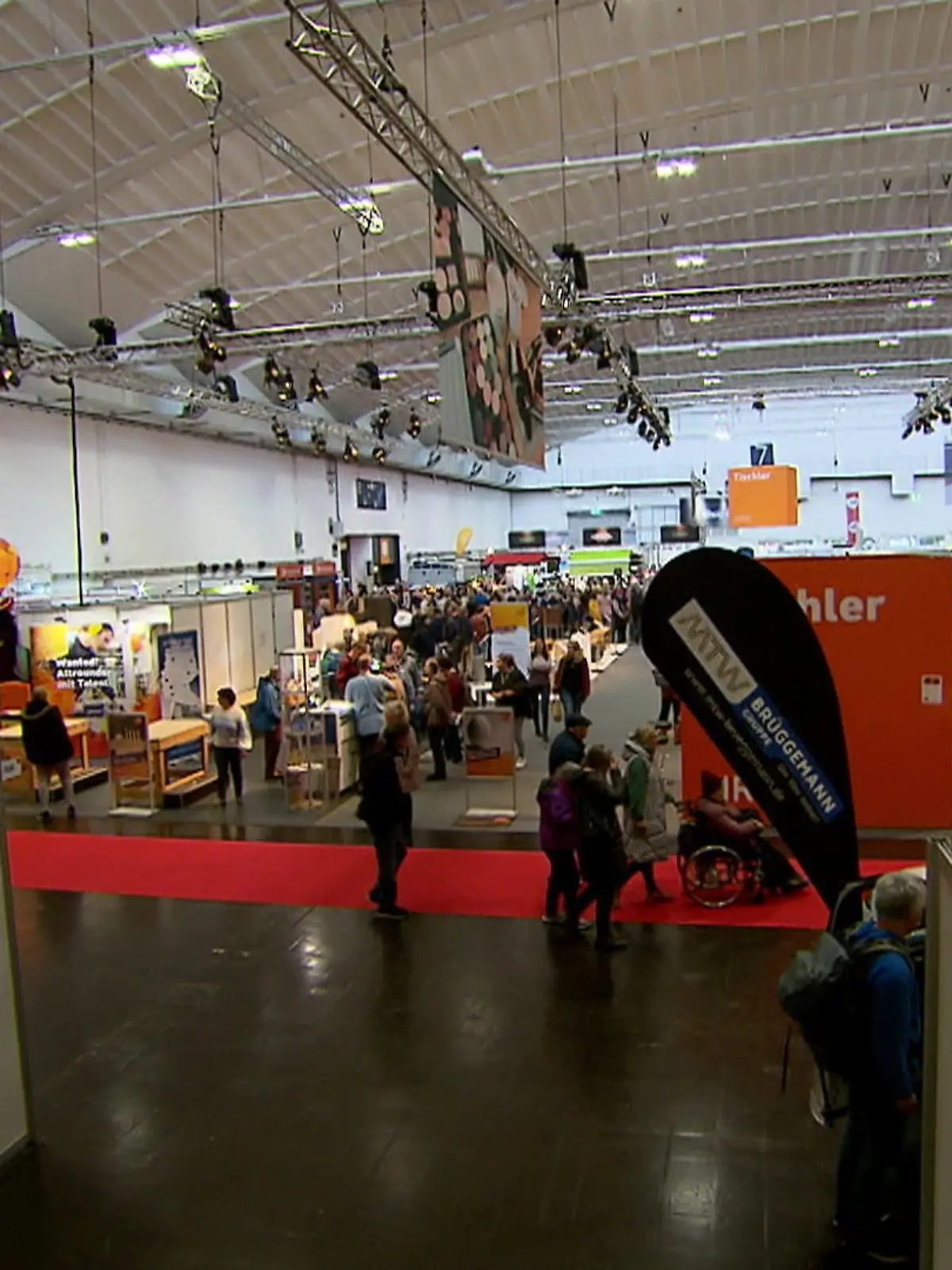 Bild zu: "Messe für Mode, Heim und Handwerk"