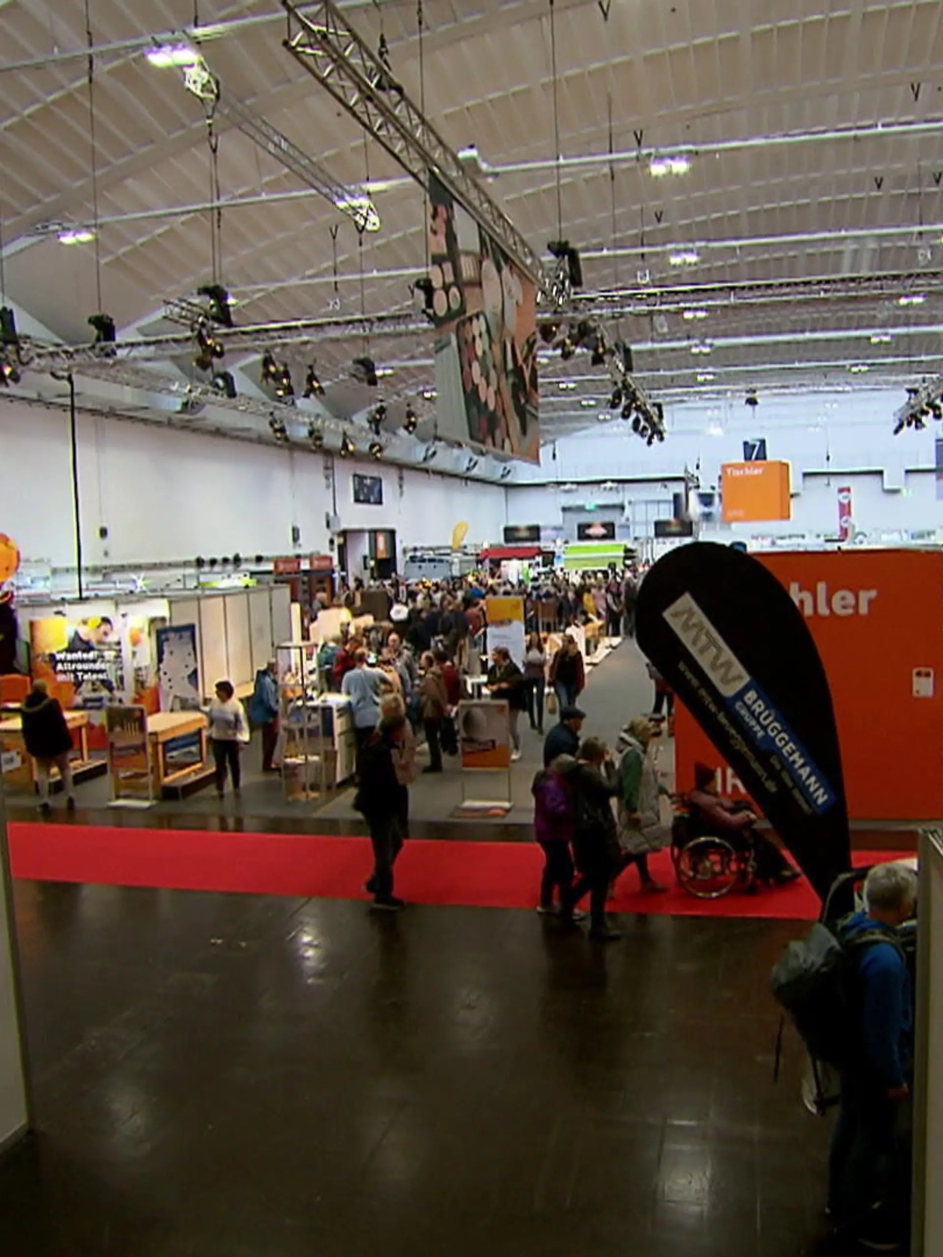 Bild zu: "Messe für Mode, Heim und Handwerk"