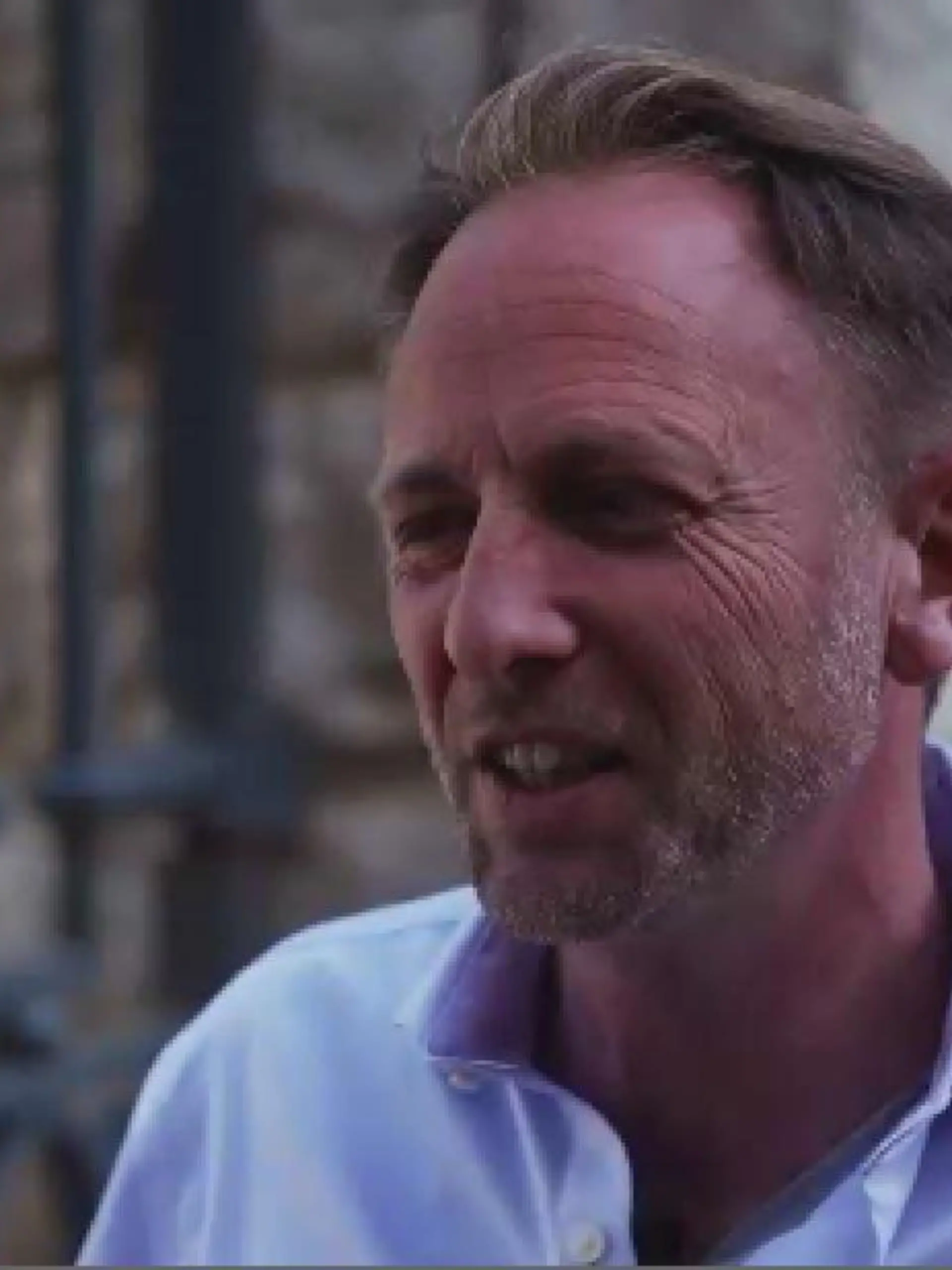 Mathieu arbeitete als Landschaftsarchitekt für den russischen Oligarchen Roman Abramowitsch.
