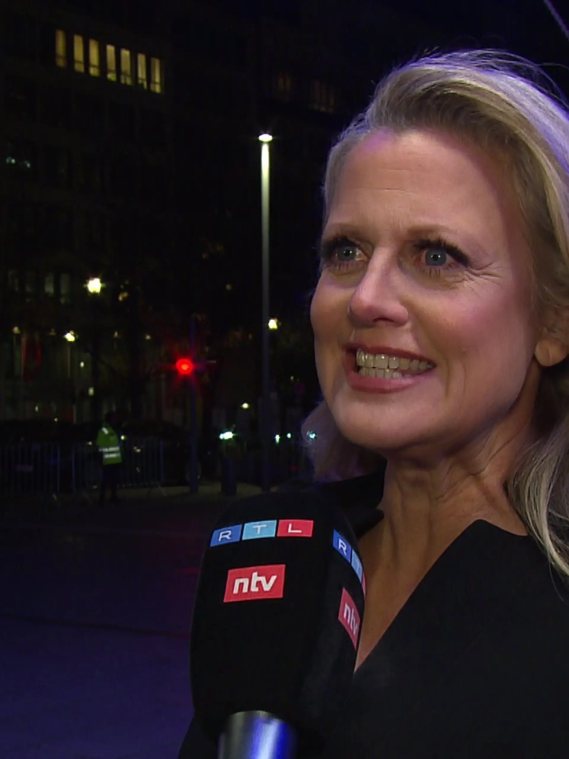 Barbara Schöneberger beim „Goldenen Lenkrad” in Berlin