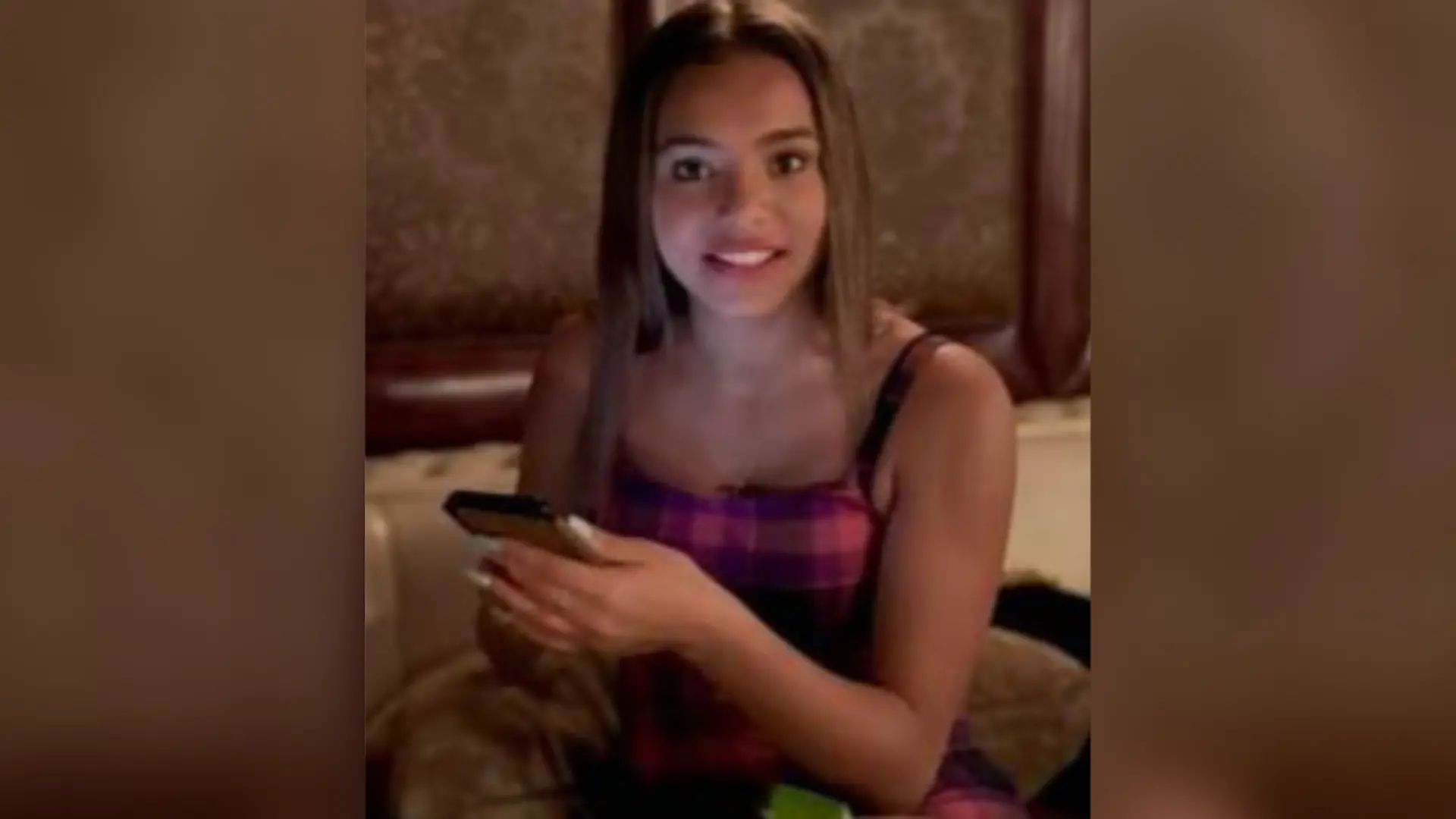 Lily King wird nur 18 Jahre alt.