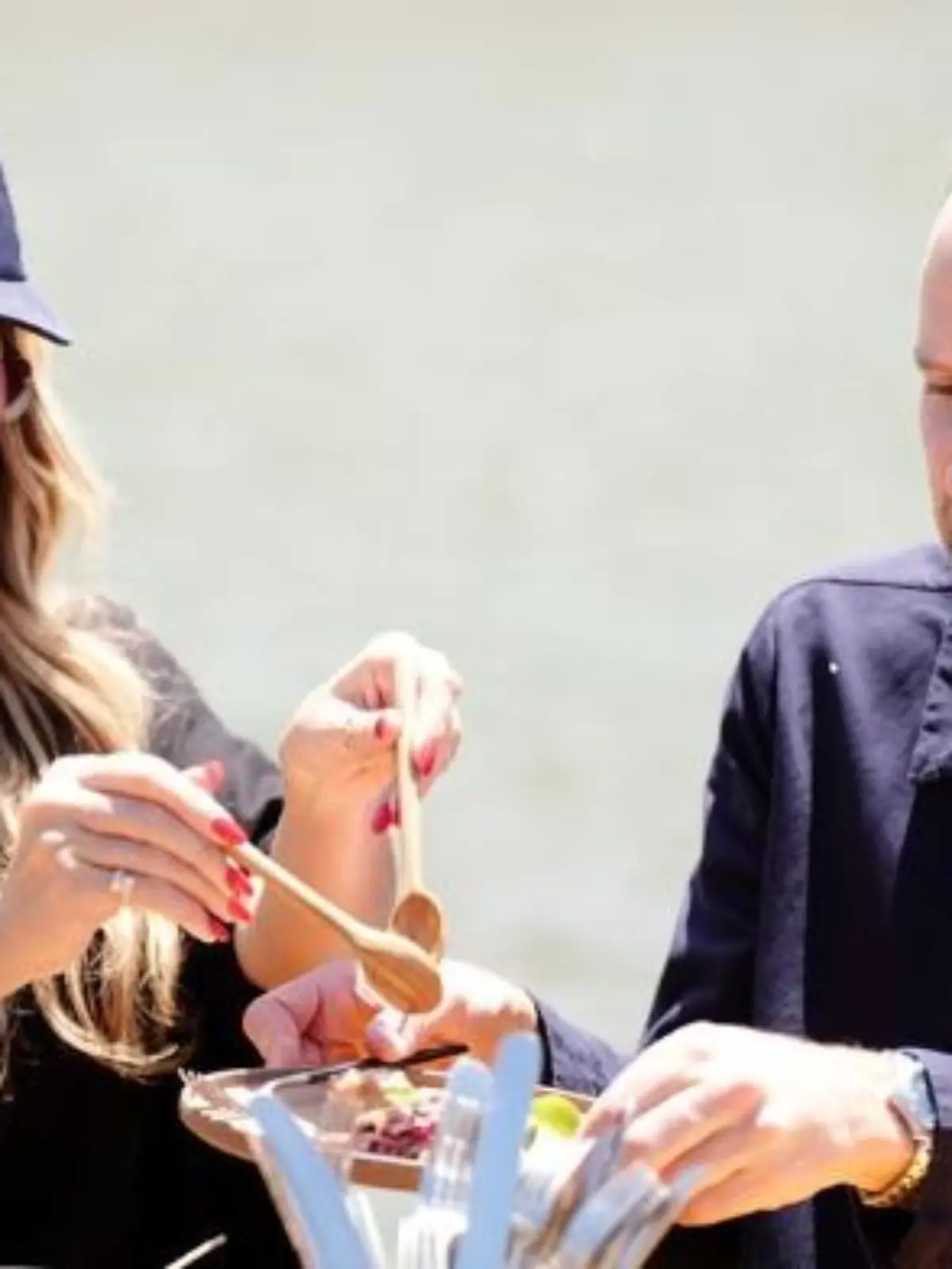 Heidi Klum und Prinz William genießen ihr Mittagessen in Kapstadt.