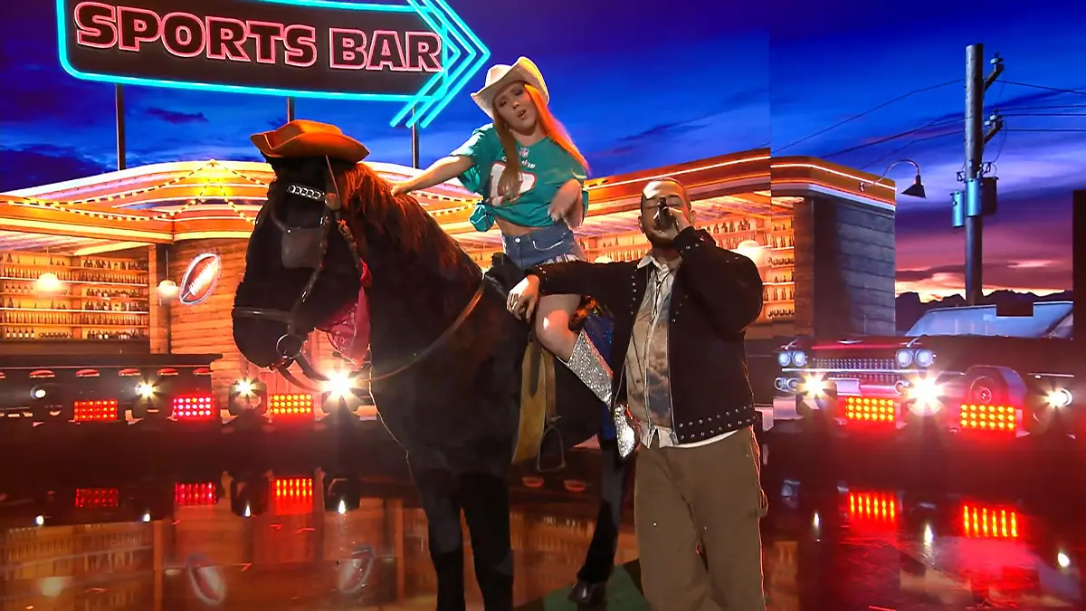 Philip singt Shaboozey im Country-Look "A Bar Song"