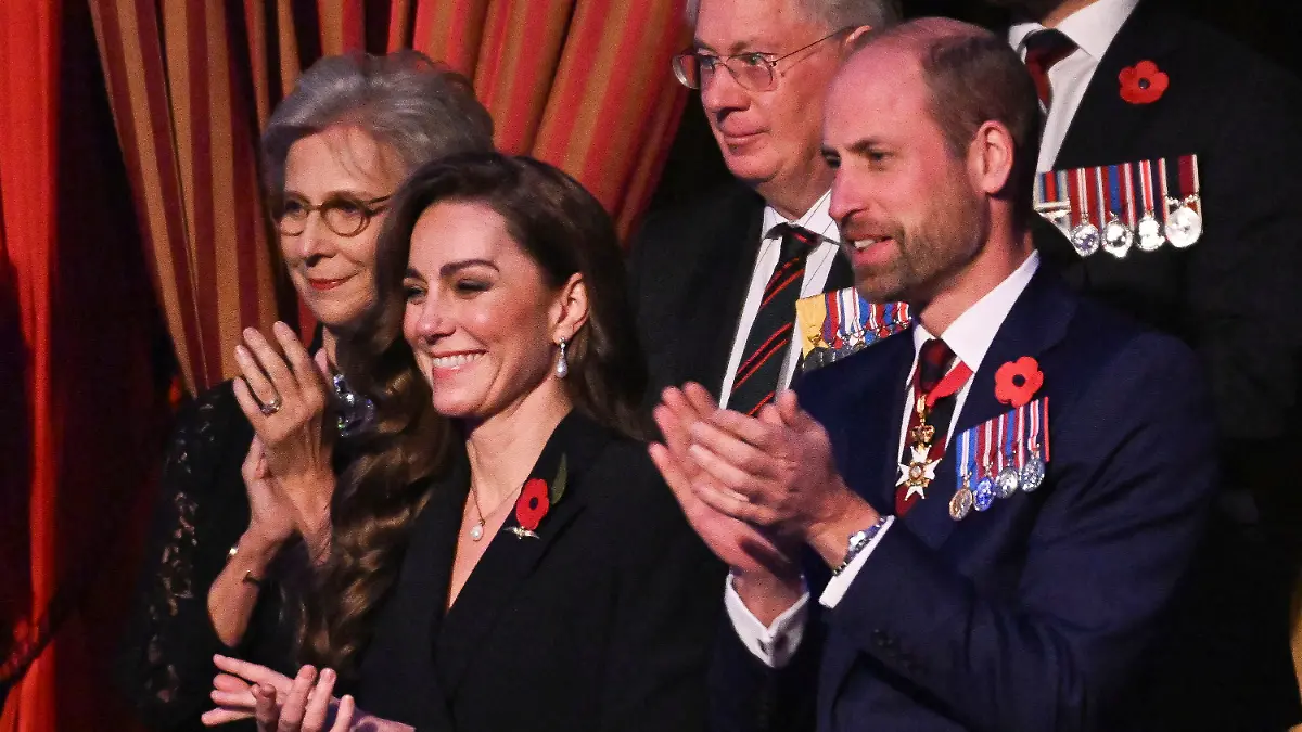 Prinzessin Kate und Prinz William am Remebrance Day in der Londoner Royal Albert Hall