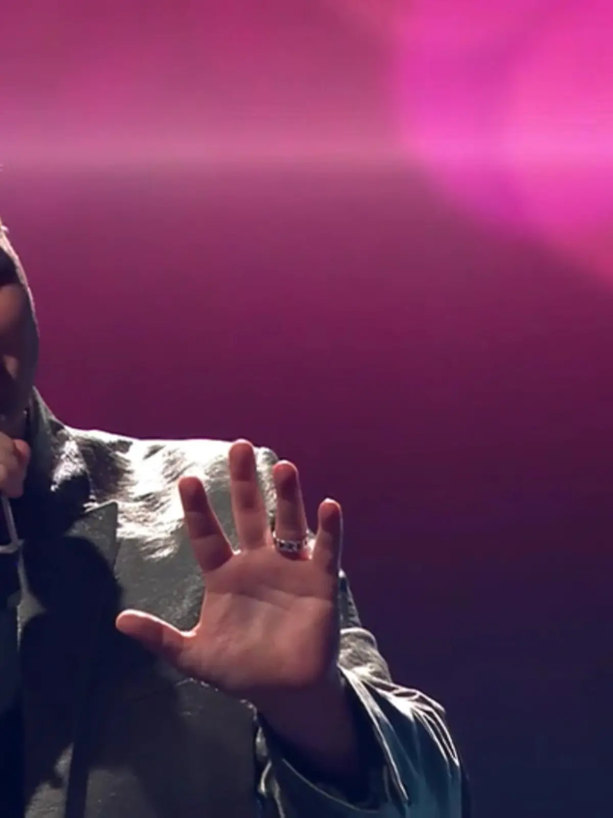 Bild zu: "Christian Jährigs Final-Ballade ist emotional"