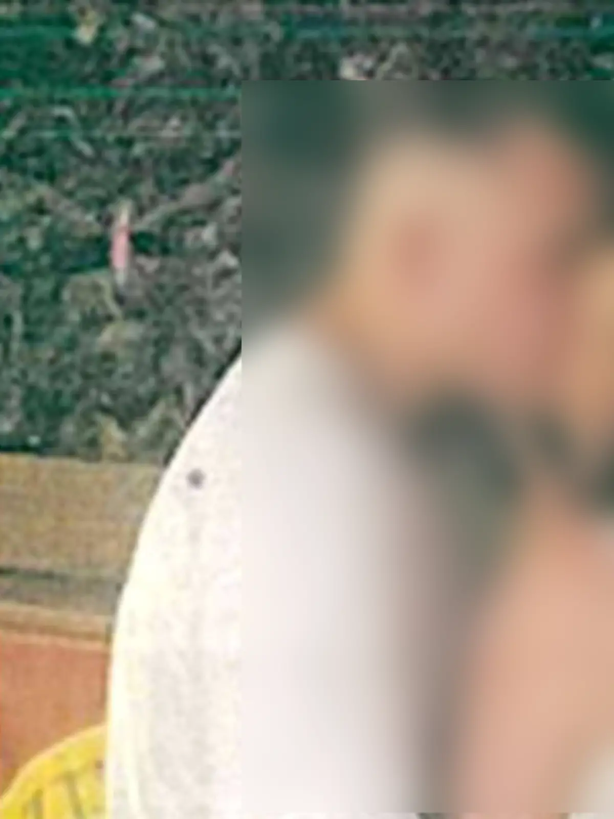 Mit diesem Foto fahndet die Polizei nach dem Tatverdächtigen.