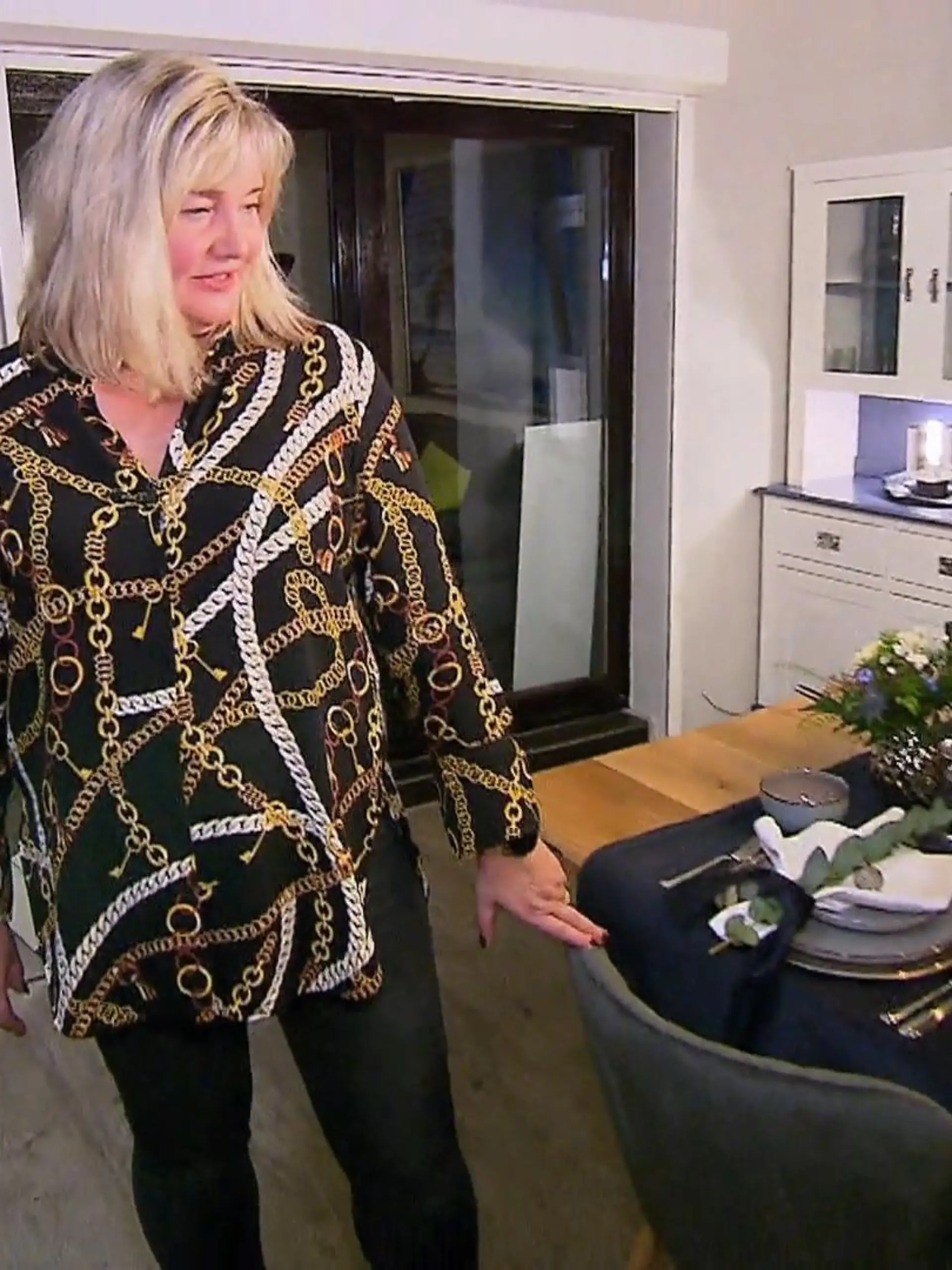 Bild zu: "Die Edelstahl-Optik macht Sylvias Wintergarten zur edlen Oase"