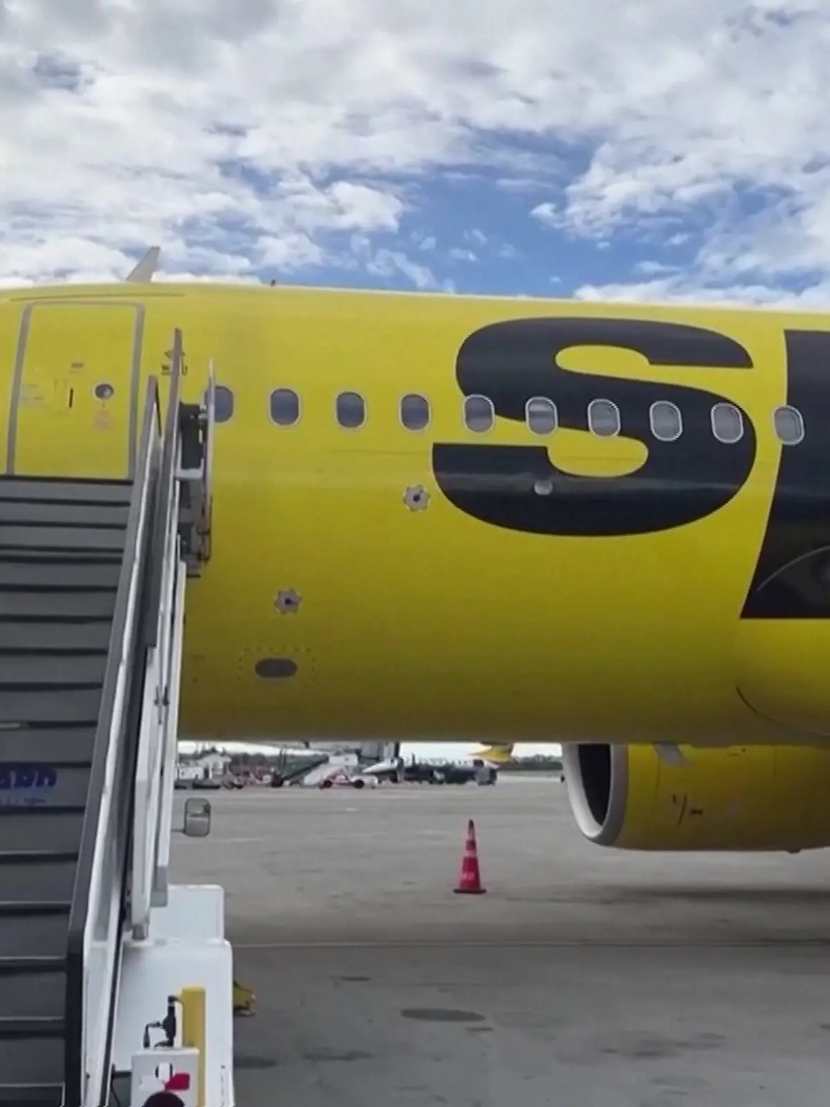 Bild zu: "Bei der Landung auf Haiti eröffnen sie das Feuer– Flugbegleiterin verletzt"