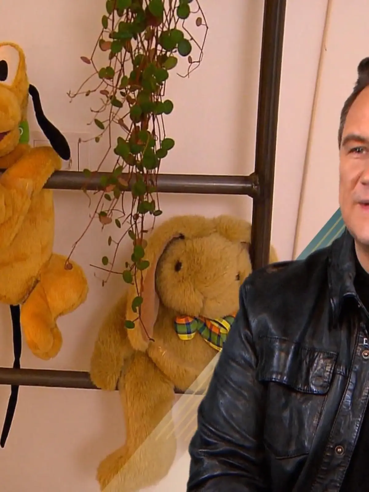 Bild zu: "Guido ist skeptisch: keine ganz runde Sache"