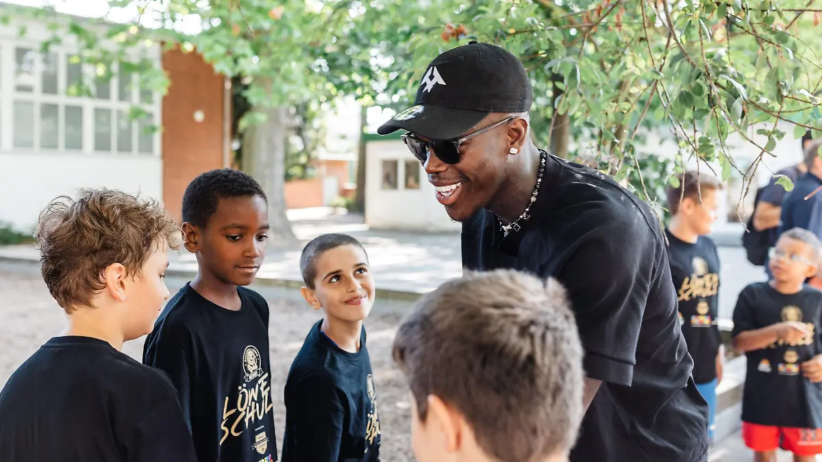 Basketball-Nationalspieler Dennis Schröder (30) 