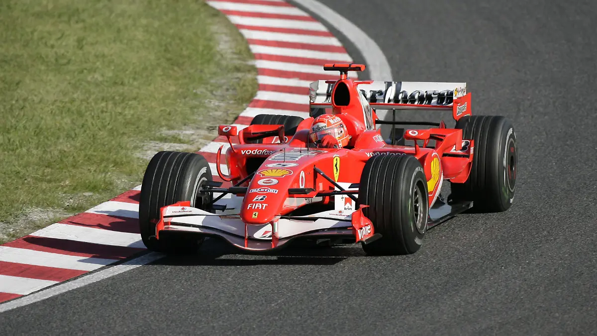 Der Ferrari 248 F1 kommt unter den Hammer.