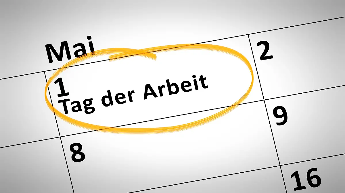 markierter Tag auf einem Kalender, 1. Mai, Maifeiertag, Tag der Arbeit, Deutschland | calendar detail shows May day of work at 1st of May in german language, Germany