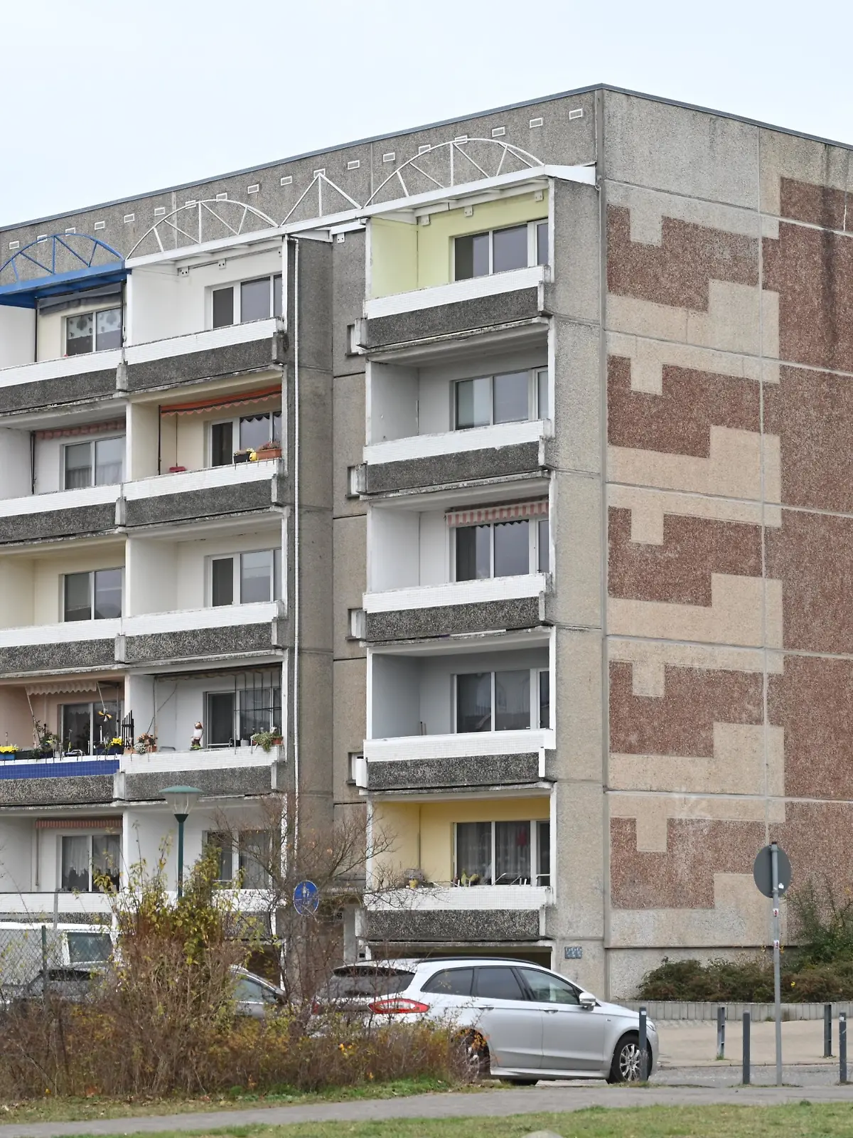 Bild zu: "Befreundete Nachbarn attackieren 17-Jährige brutal in Wohnung"