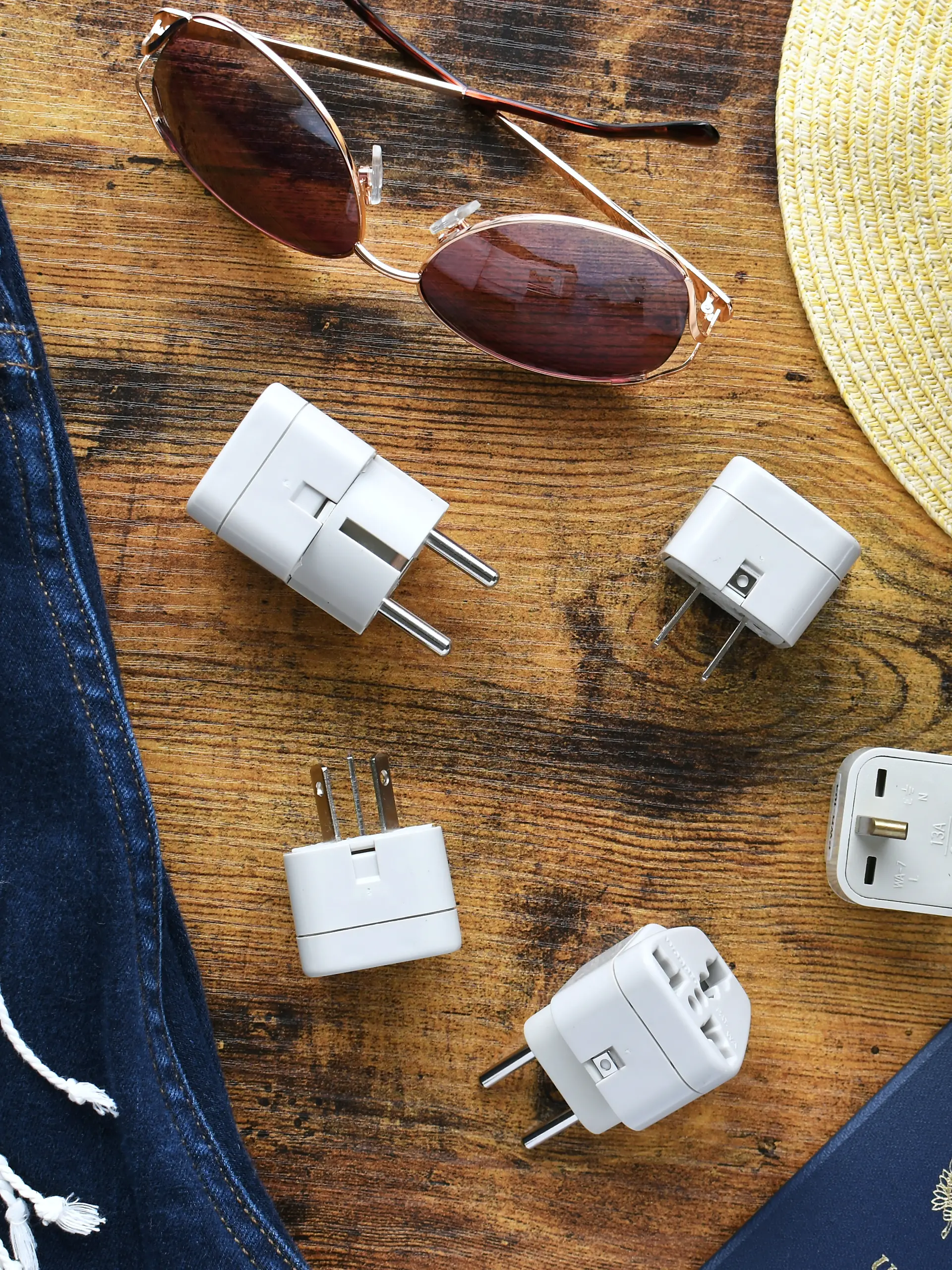 Bild zu: "Für welches Reiseland brauche ich Adapter?"