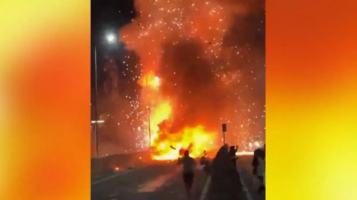 Krankenwagen fliegt in die Luft - Riesen-Explosion! Schwangere flüchtet Sekunden vorher