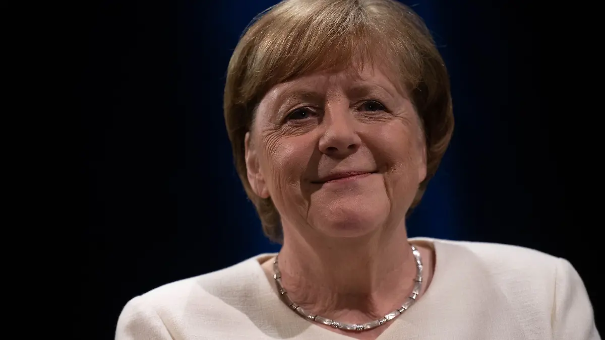 Angela Merkel stellt ihr Buch «Freiheit. Erinnerungen 1954 – 2021» in Stralsund in ihrem ehemaligen Wahlkreis vor. (Archivbild)