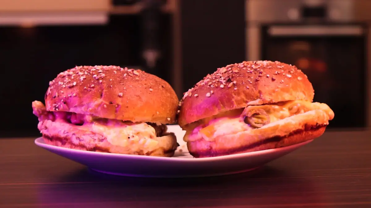 Ofenkäse-Burger