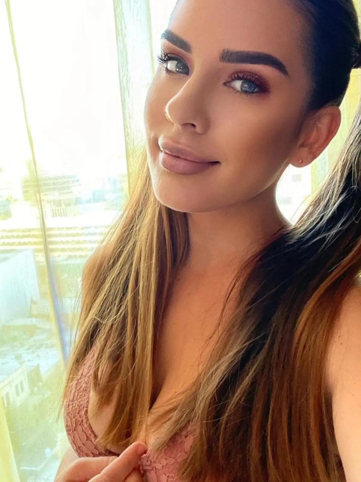 Selfie des Onlyfans-Models Lucy Banks