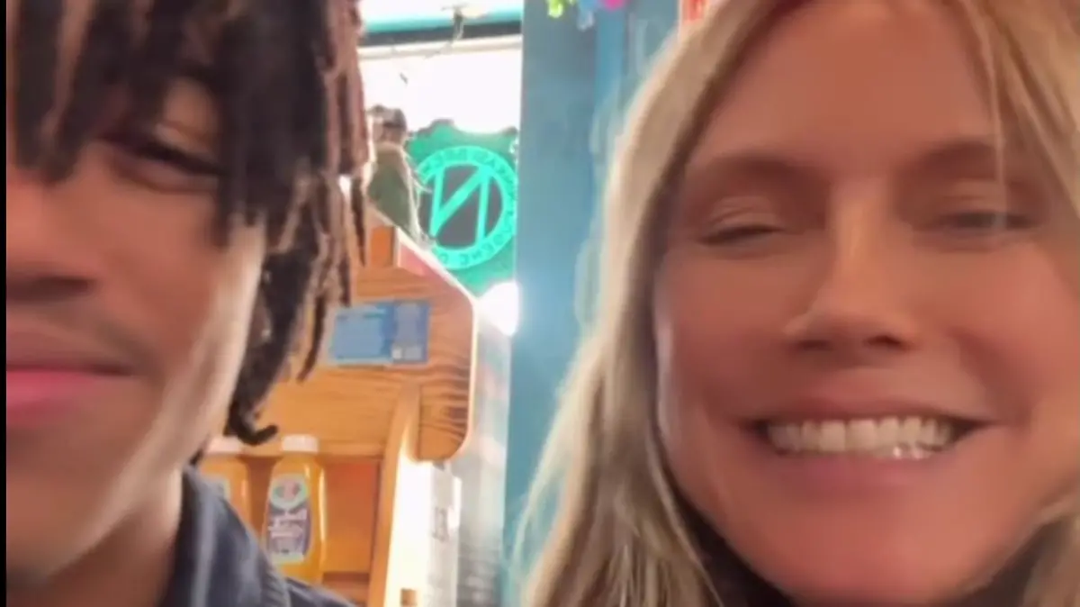 Mit ihrer Familie inklusive Ehemann Tom Kaulitz besucht Heidi Klum ihren Sohn im Studium – und alle freuen sich offensichtlich auf die Weihnachtszeit.