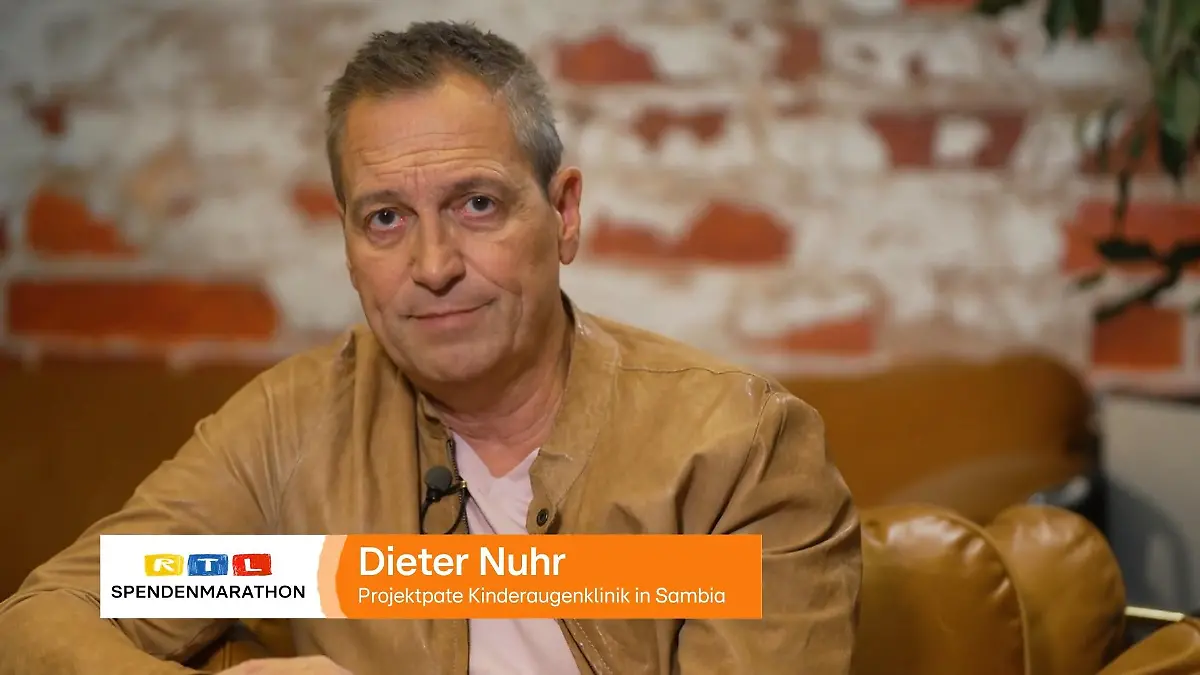 Dieter Nuhr unterstützt Kinderaugenklinik In Sambia
