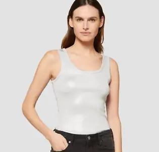 Top mit Glanz-Effekt