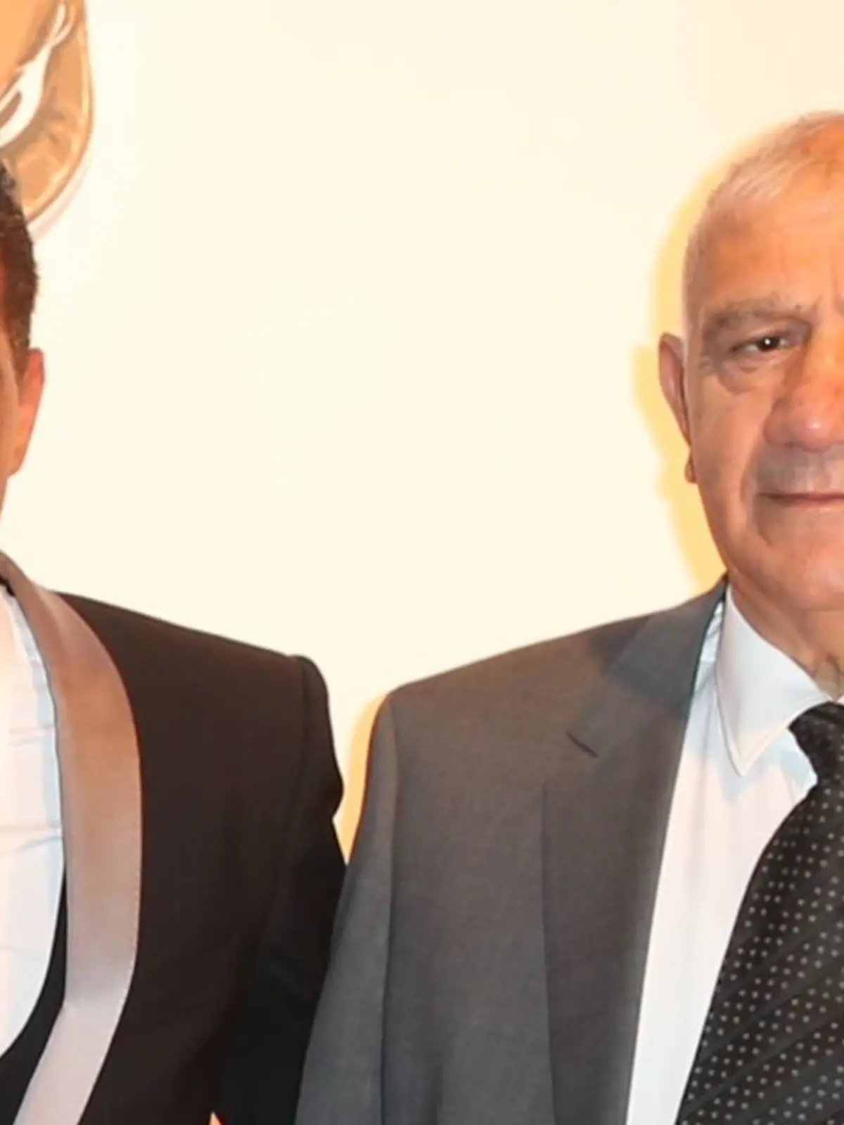 Der Vater des Boxpromoters Ismail Özen-Otto stirbt bei einem Unfall in Hamburg. Doch aus politischen Gründen kann er ihm in der Türkei nicht die letzte Ehre erweisen.