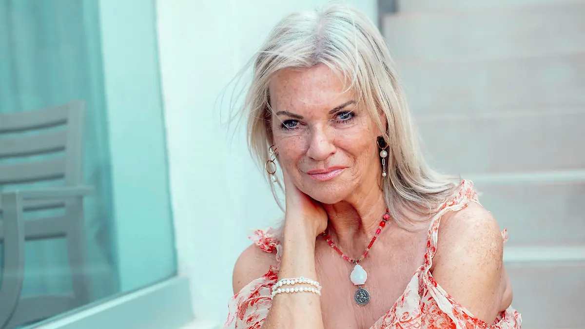 Sonja, 61 aus Gelsenkirchen ist Flugbegleiterin
+++ Die Verwendung des sendungsbezogenen Materials ist nur mit dem Hinweis und Verlinkung auf RTL+ gestattet. +++
