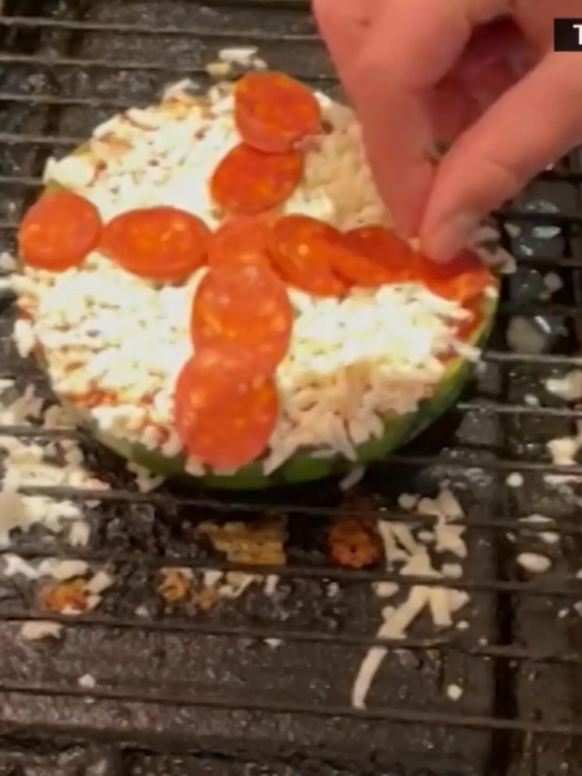 Bild zu: "TikToker erfindet Melonen-Pizza"