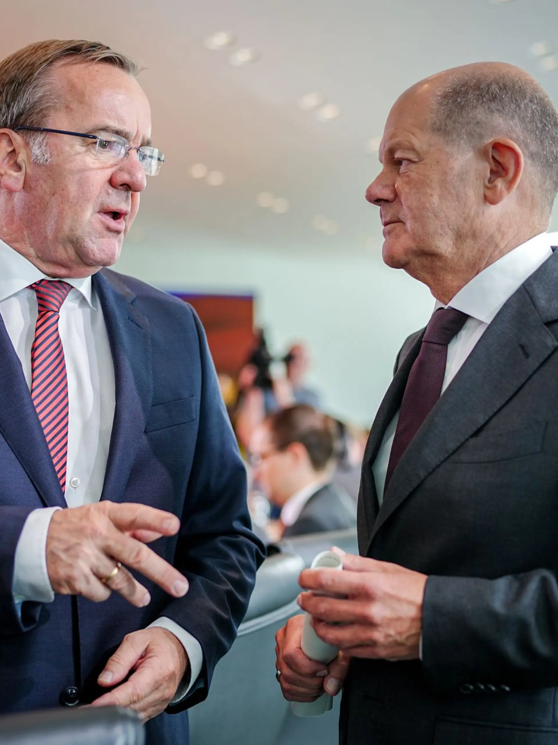 Bild zu: "Immer mehr Kritik! SPD-Führung will über K-Frage beraten"