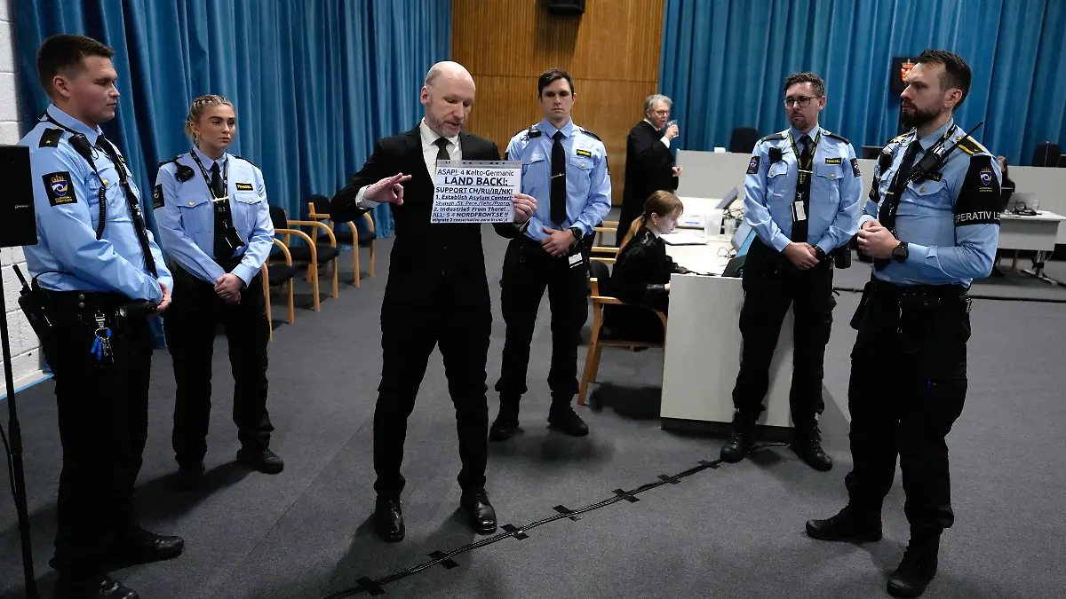 Breivik bei Gericht November 2024.jpg