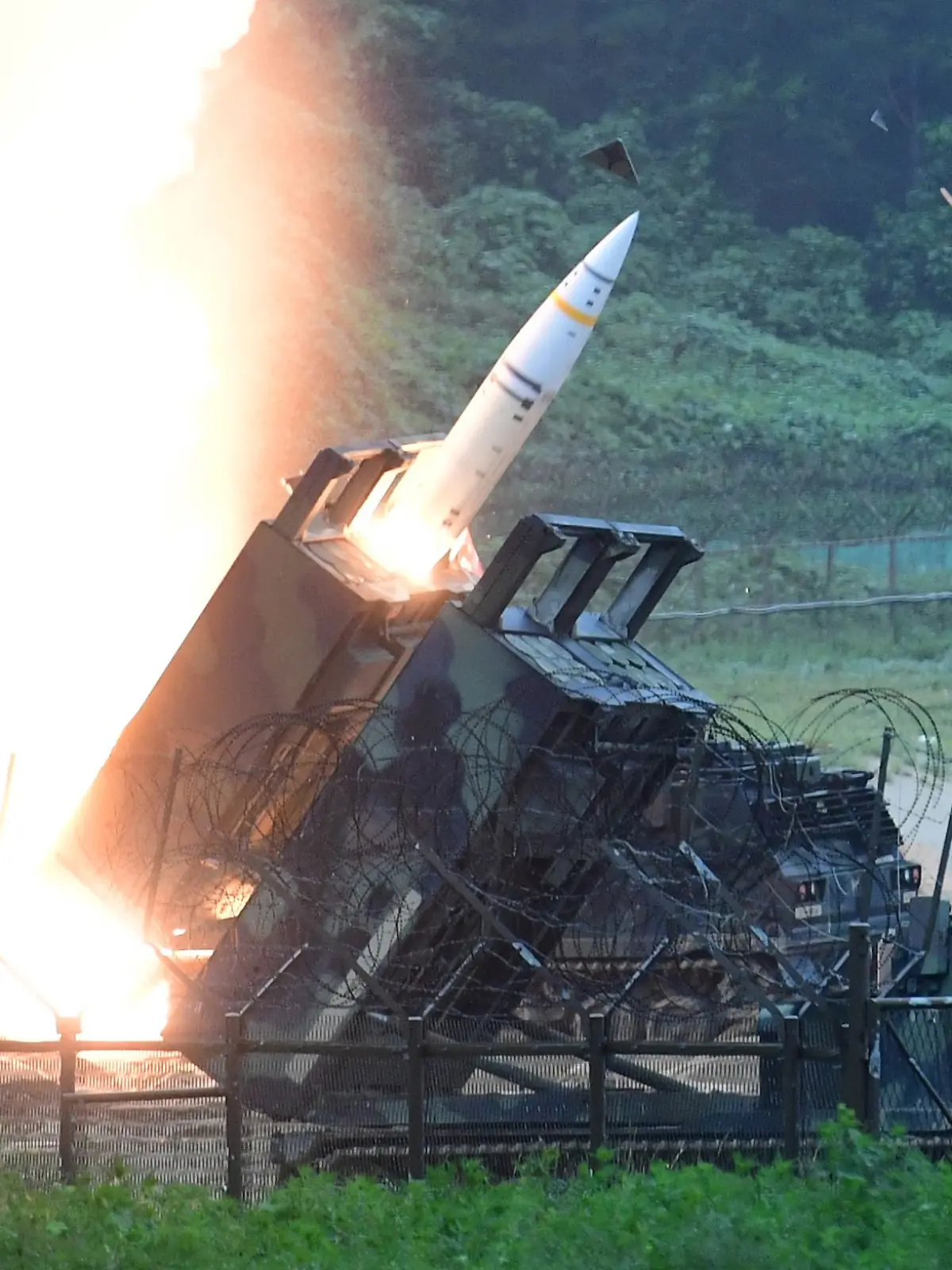 Bild zu: "Russland meldet ukrainischen Angriff mit ATACMS-Raketen"