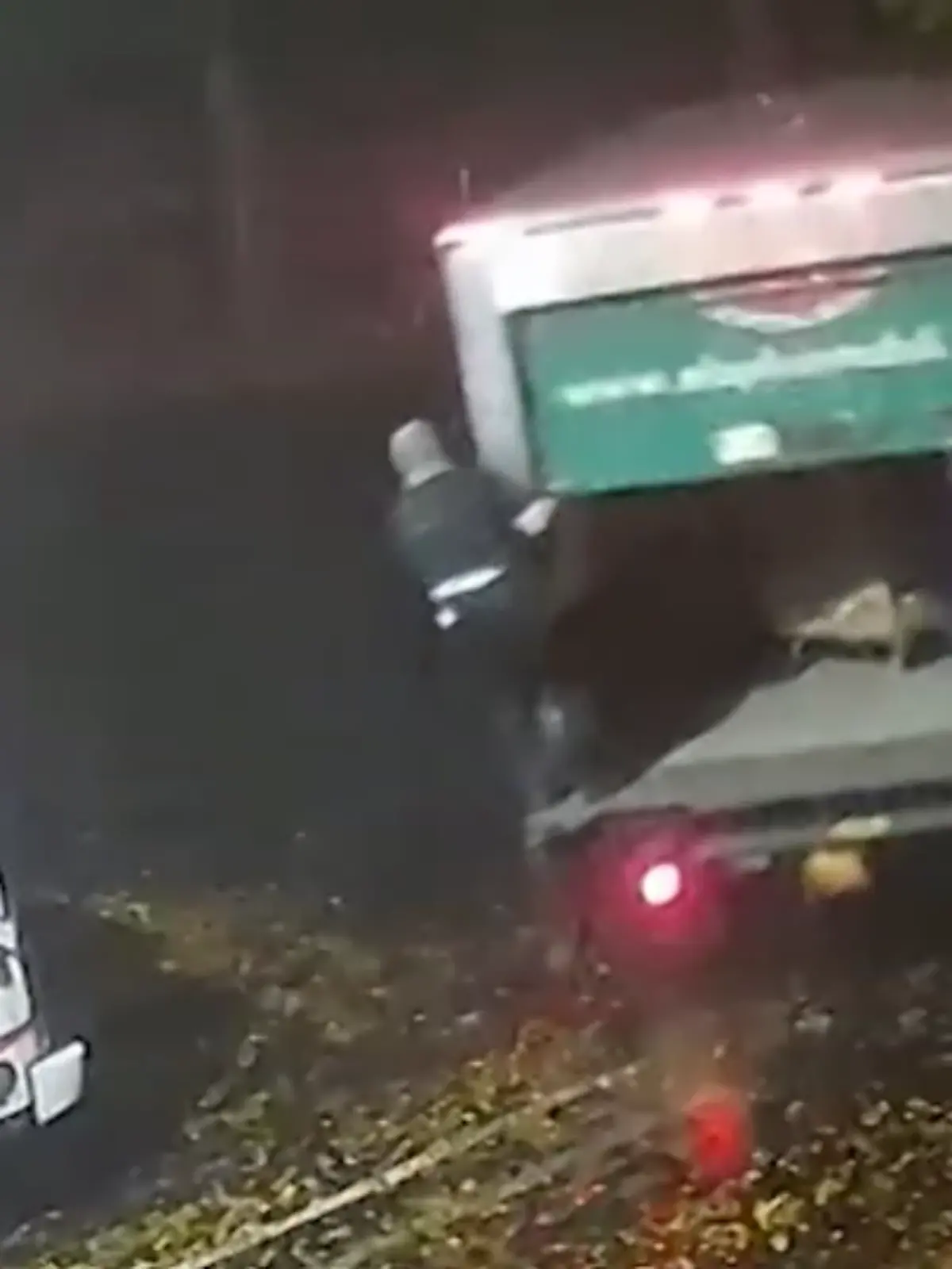 Dieb will Lieferwagen klauen