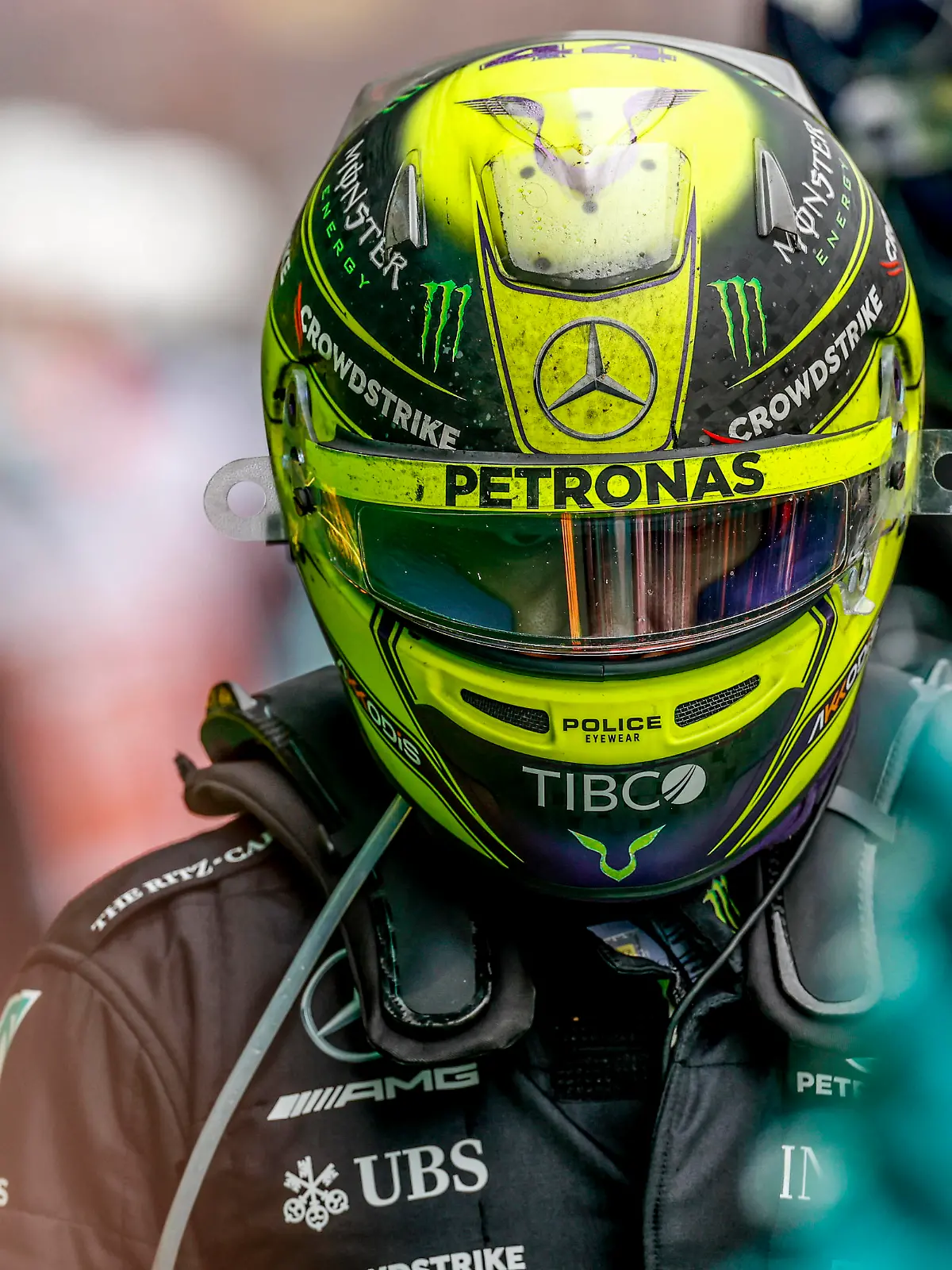  44 Lewis Hamilton GBR, Mercedes-AMG Petronas F1 Team, F1 Grand Prix of Emilia Romagna at Autodromo Enzo e Dino Ferrari on April 24, 2022 in Imola, Italy. Photo by HOCH ZWEI Imola Italy *** 44 Lewis Hamilton GBR, Mercedes AMG Petronas F1 Team , F1 Grand Prix of Emilia Romagna at Autodromo Enzo e Dino Ferrari on April 24, 2022 in Imola, Italy Photo by HOCH ZWEI Imola Italy