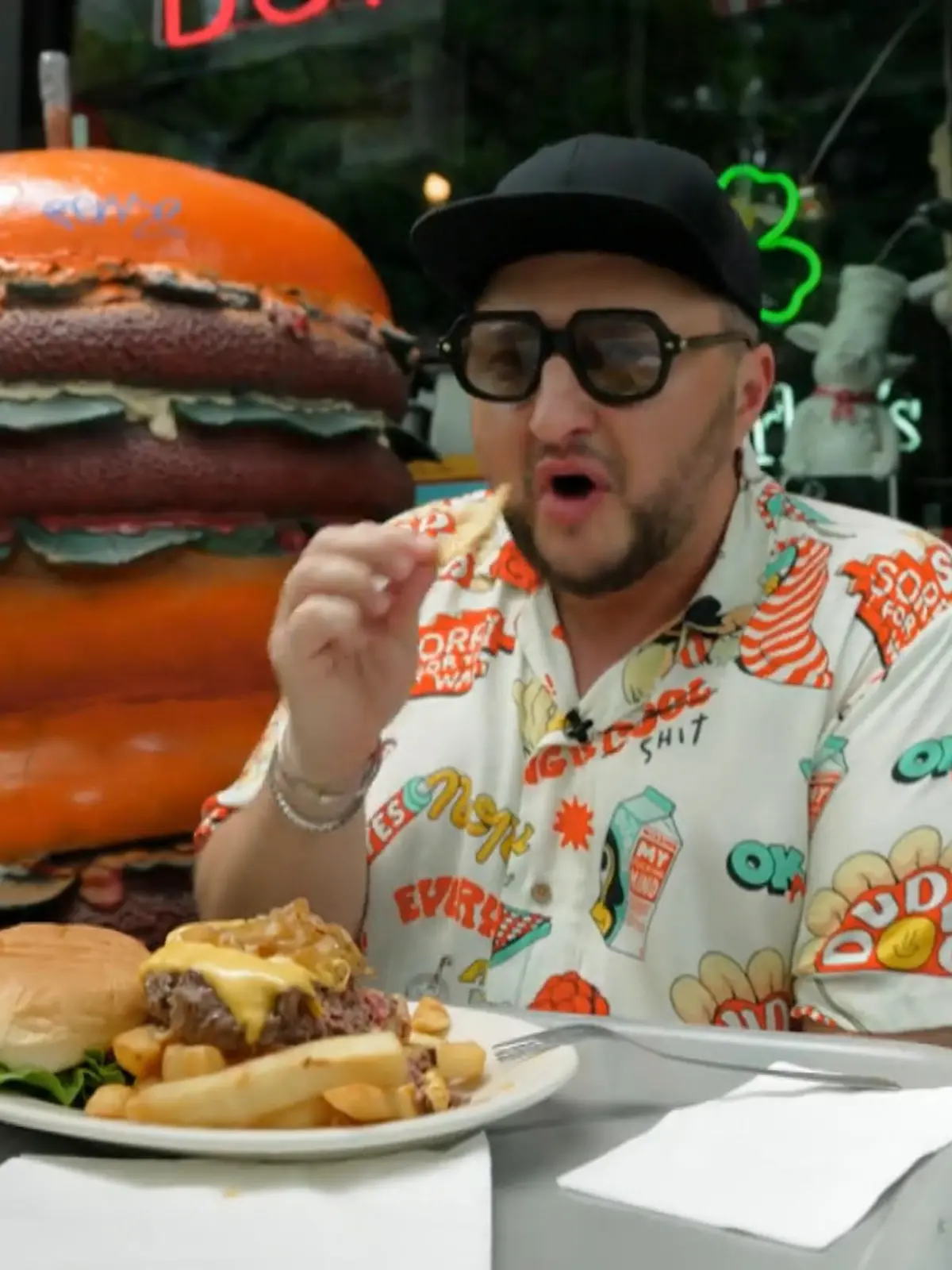 Bild zu: "Sebastian Lege isst sich durch New York"