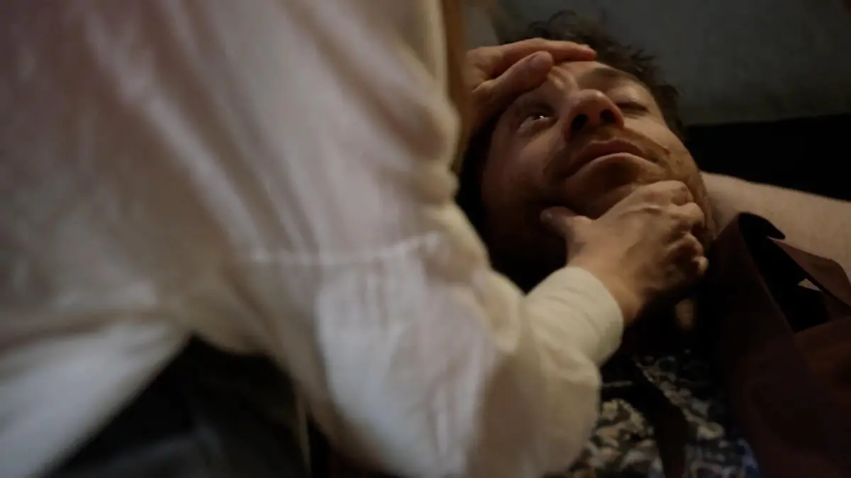 GZSZ-Folge 8158 vom 21. November 2024 auf RTL+: K.o. für Carlos! Gibt es  noch Rettung?