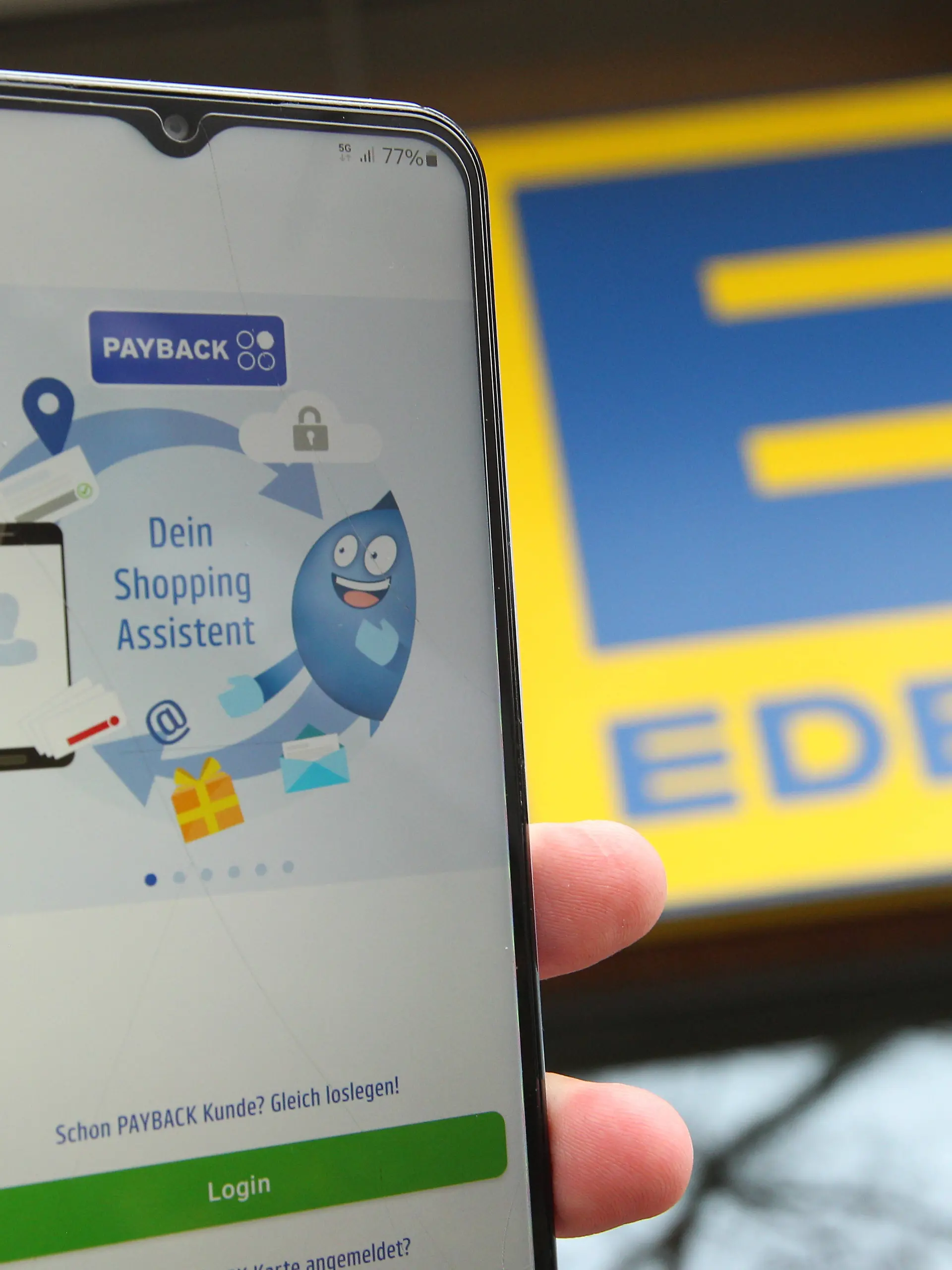 Kunden von Edeka können bald auf Punktejagd gehen.