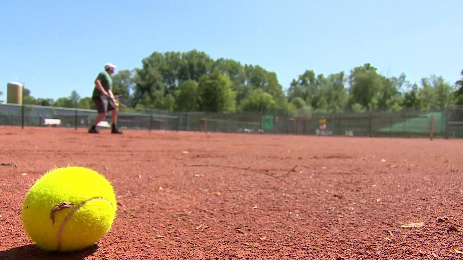 Laut Bild-Informationen soll der Jugendtrainer in einem Tennisverein aktiv gewesen sein. (Symbolbild)