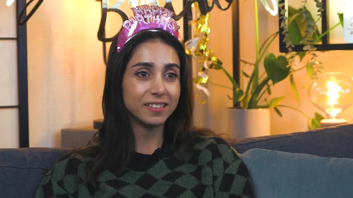 Suri Abbassi zieht es nach Südafrika AWZ-Star feiert 30. Geburtstag