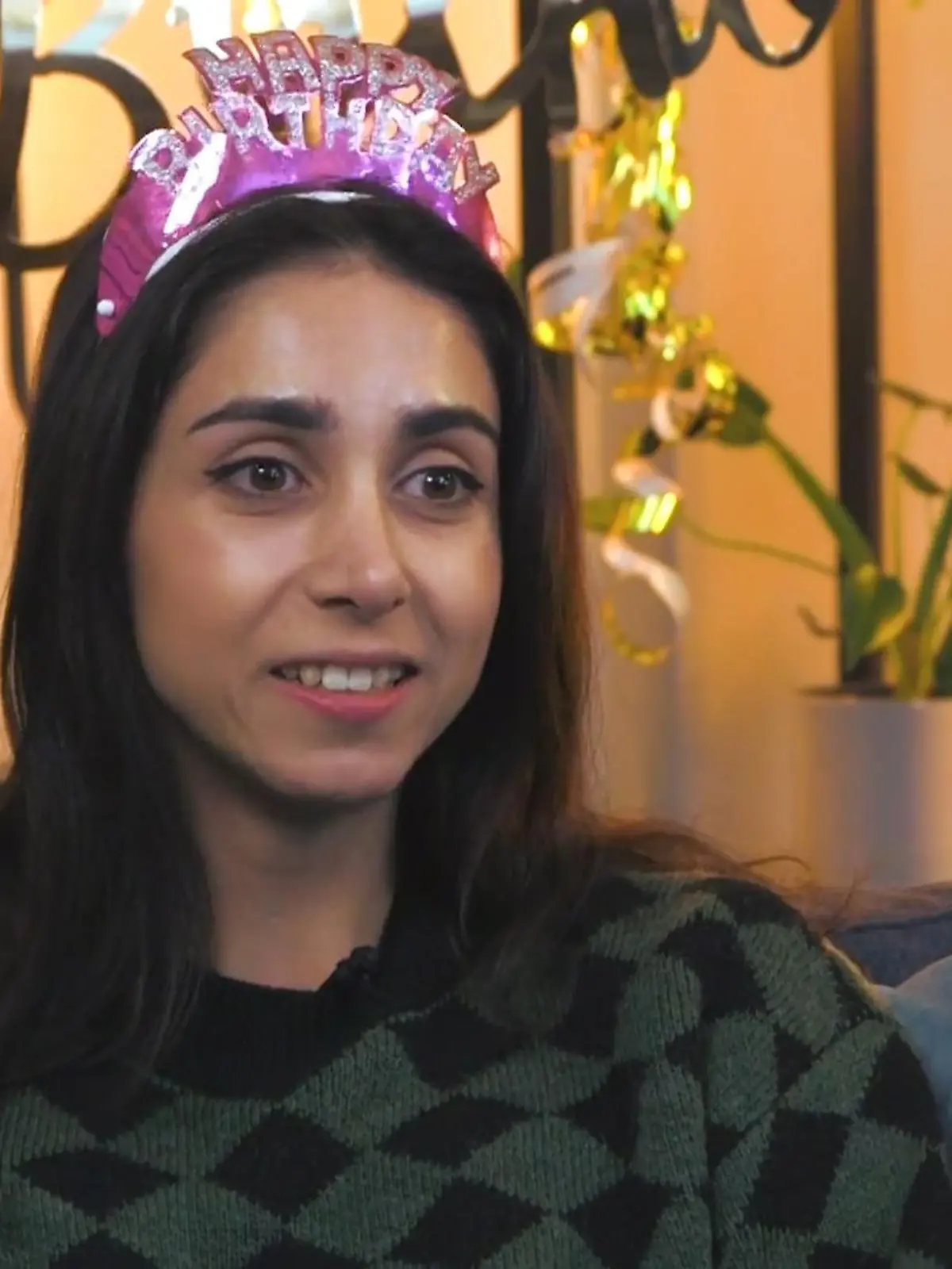 Suri Abbassi feiert ihren 30. Geburtstag und spricht mit uns über ihre Zukunftspläne. 