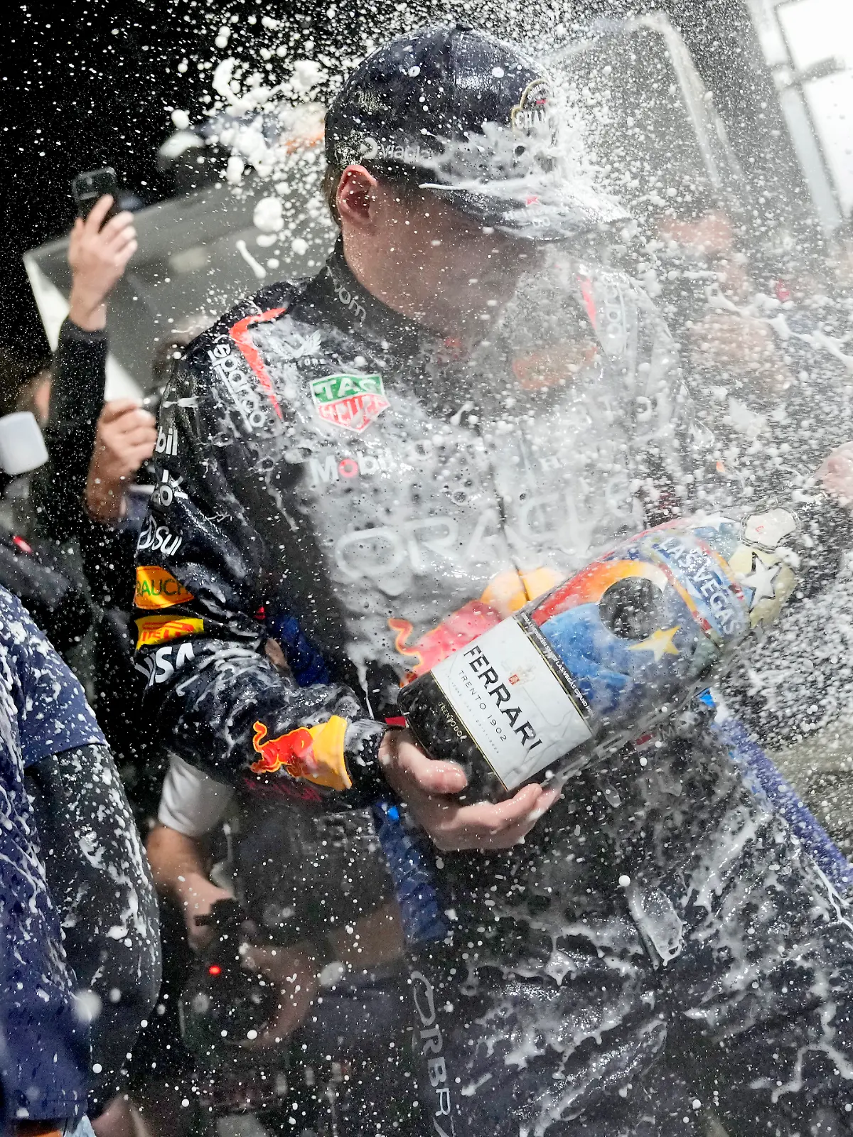 Max Verstappen in Feierlaune